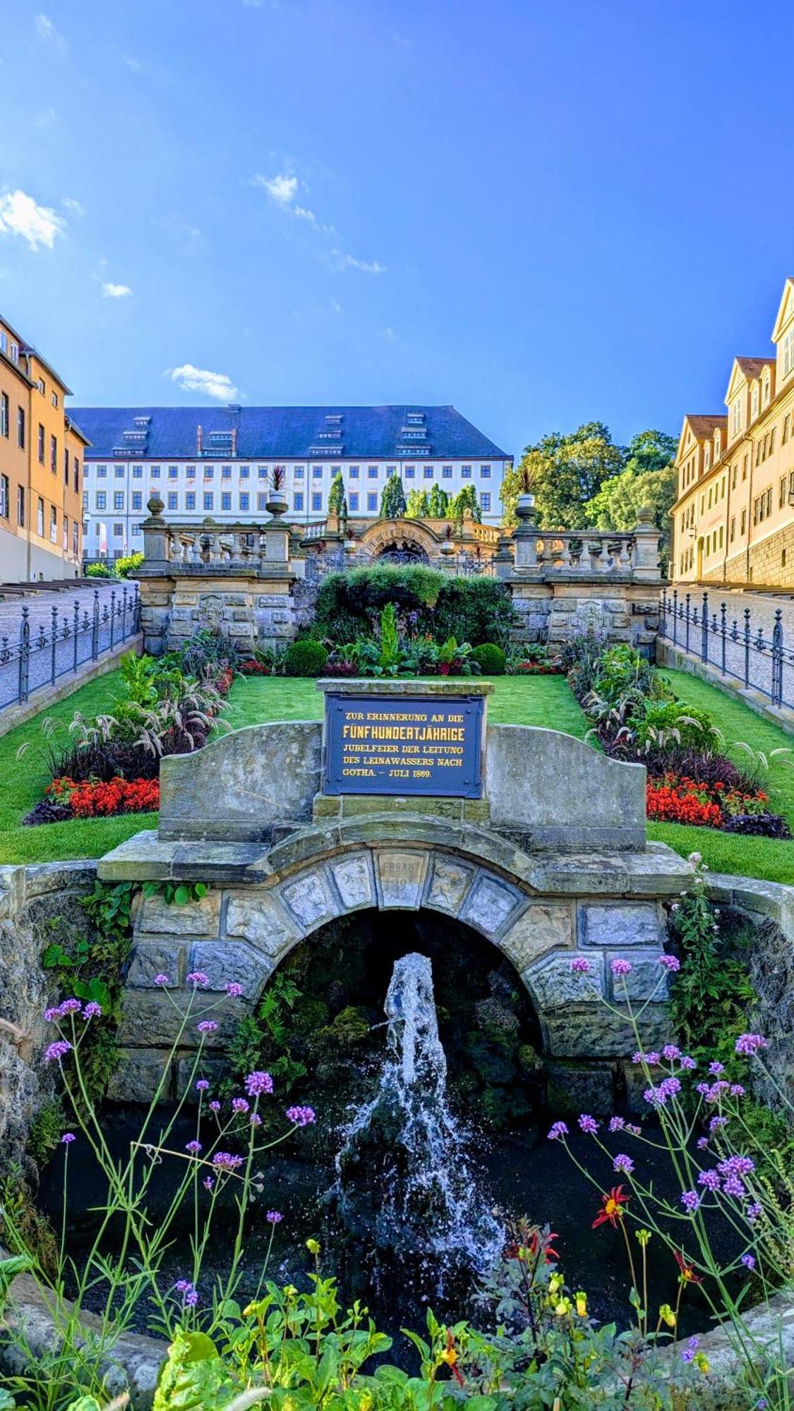 Fewo Urban Gotha-Apartment Ekhof- Am Schlosspark- Parken An Der Der Tuer- Barrierefrei, 900 Meter Zum Bahnhof - Wallbox Exterior photo